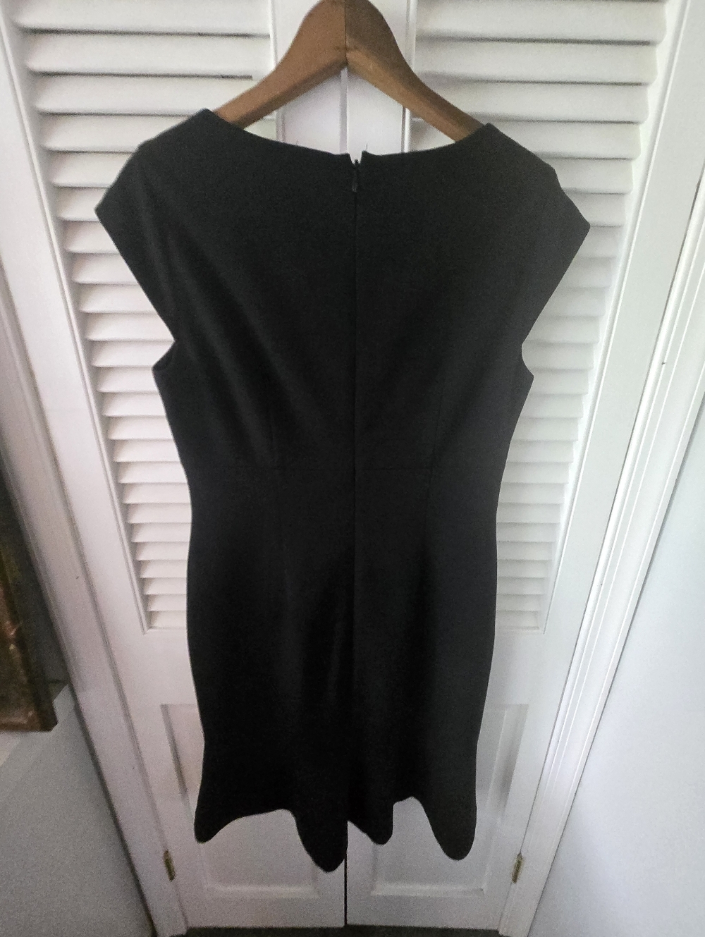 Kasper Black Ruffle Hem Sheath Midi Dress Zip Back - Picture 9 of 9